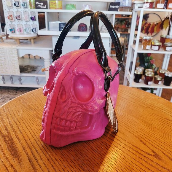 New Medium to Large sized skull purse pink - Picture 1 of 8